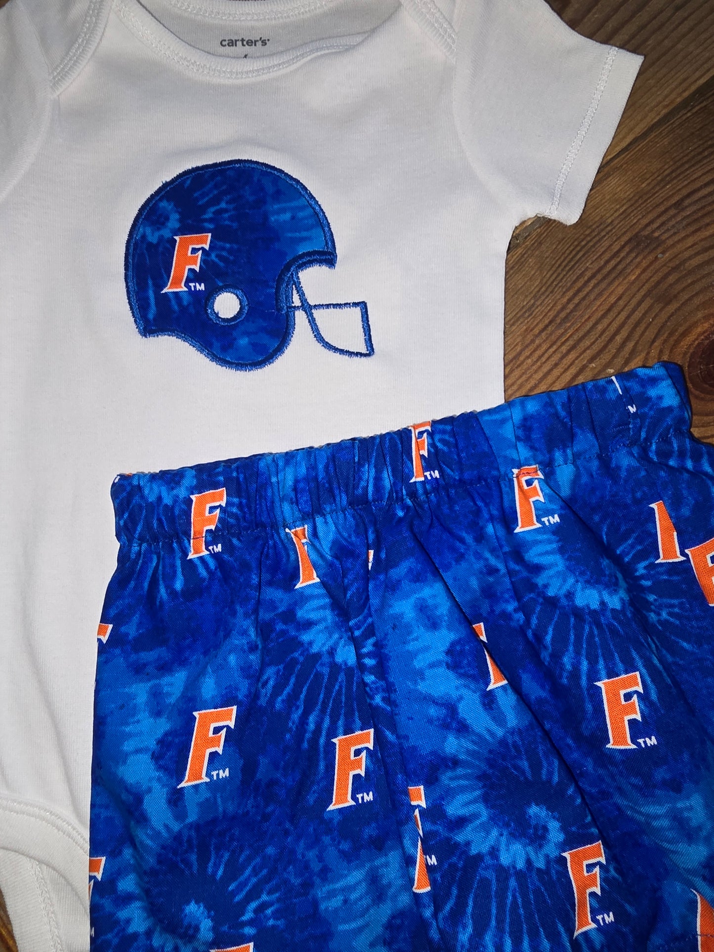 Gators Two Piece Short Set