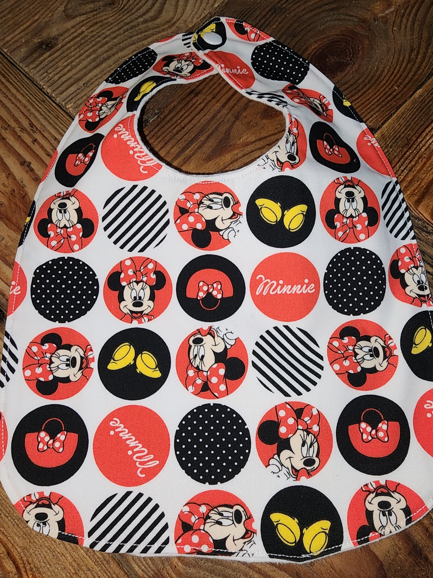 Minnie Mouse Baby Bib