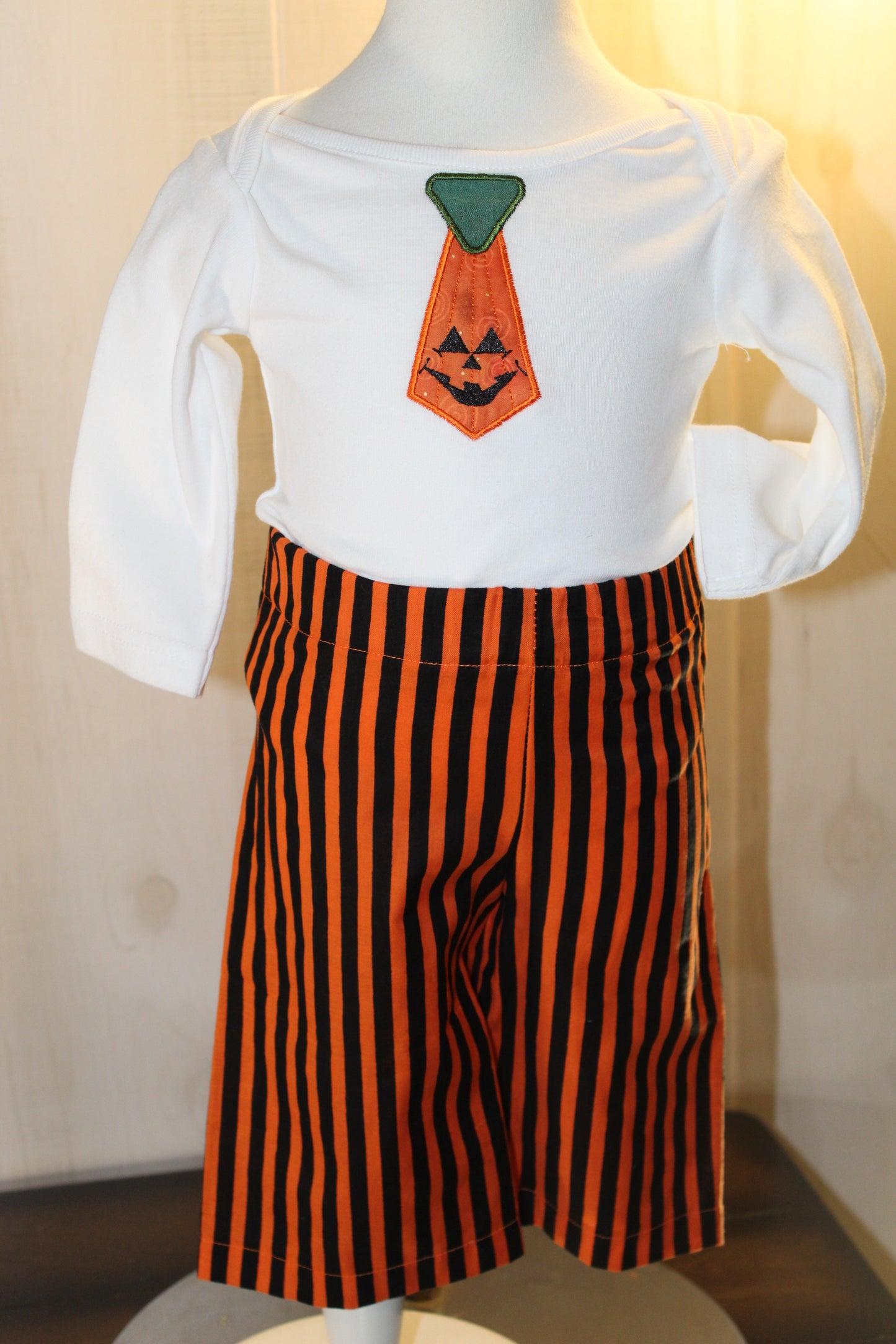 Jackolantern Tie Two Piece Set 3 Months