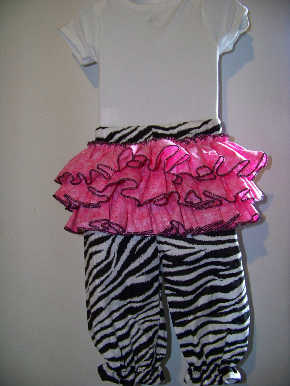 Zebra Ruffle Bottom Size 3/6 Month Set